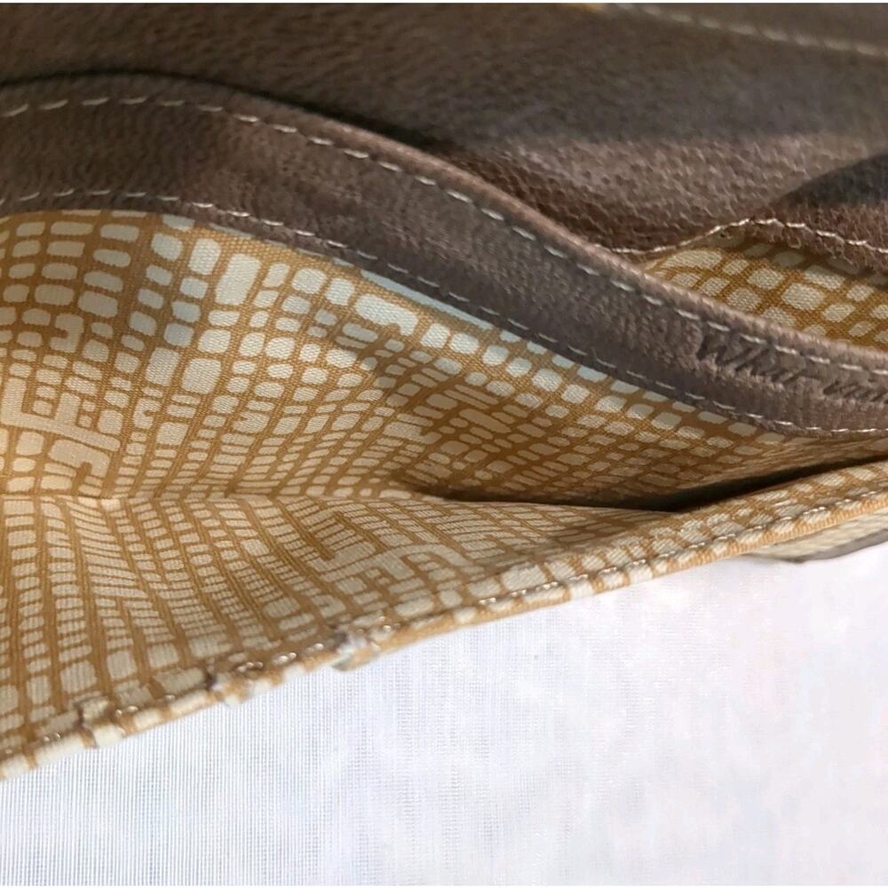 Fossil Brown Womens Fold Wallet Geometric Camera Lamb Leather Zipper Button Logo - Picture 10 of 15